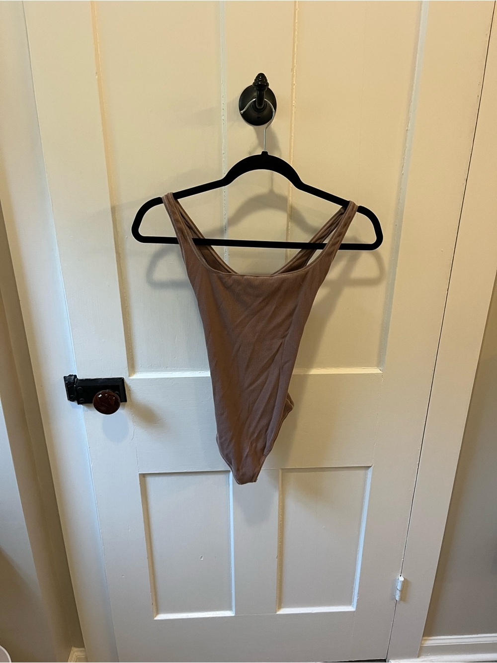 SKIMS Fits Everybody Bodysuit Ribbed Size XS mauve